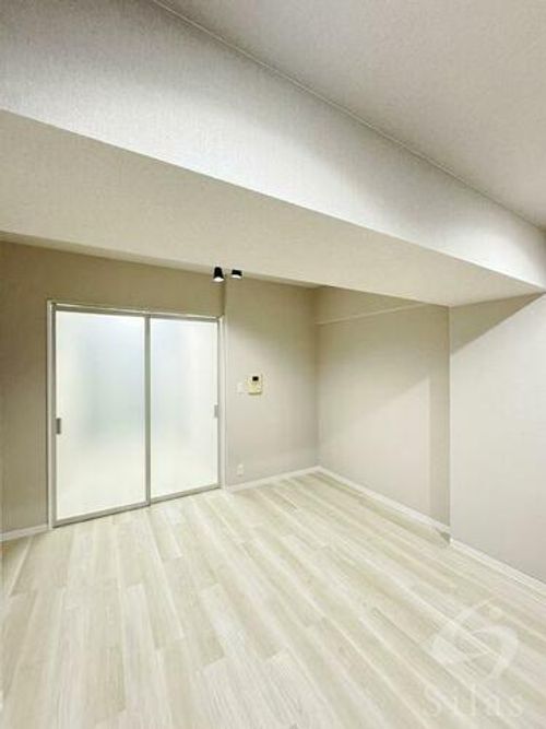 兵庫県尼崎市南塚口町1丁目(マンション)の賃貸物件の居間