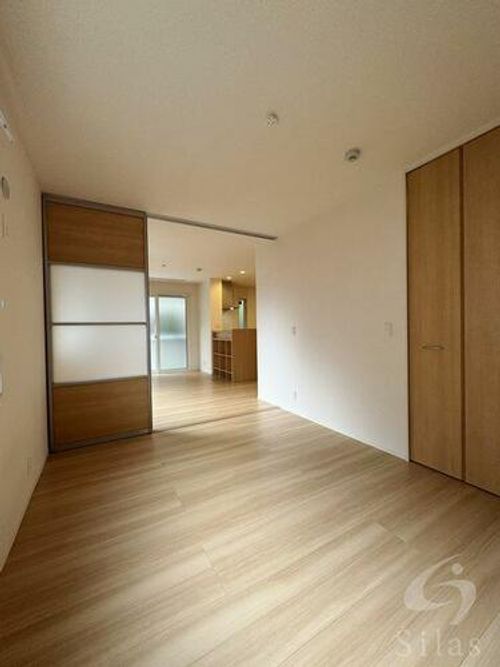 Bnext 嵯峨の内装