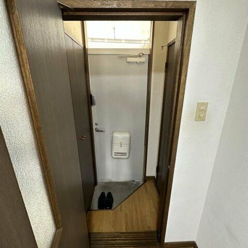 さくら館203の玄関