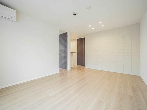 セレンディピティ アトレ0301の居間