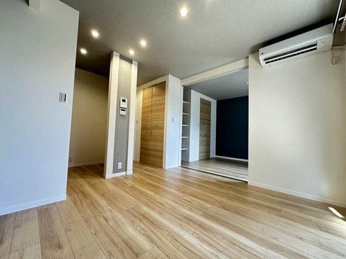 パークハイツさつき0102の内装