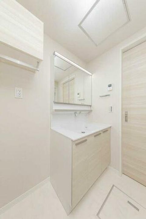 レフィシア城南宮道東0102の内装