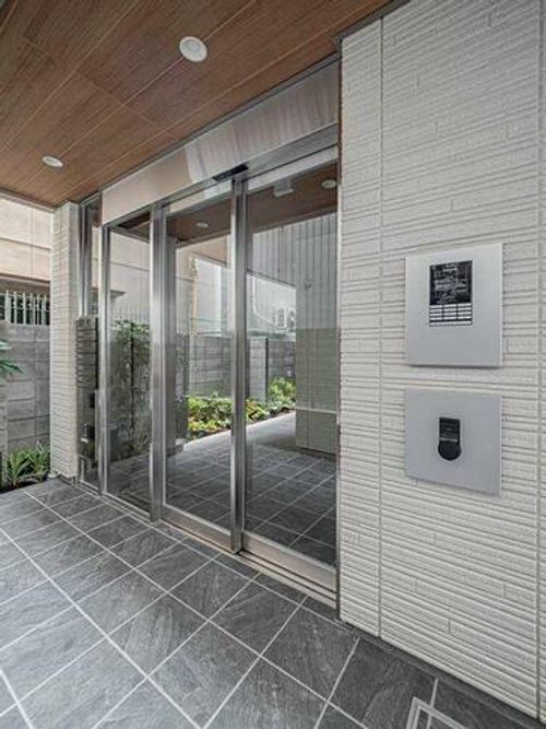 シャーメゾン ヴィアソーレ0201の玄関