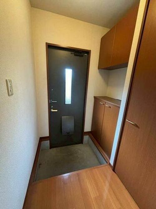 グランドゥール3輝の玄関