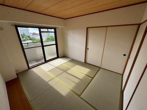 ピエモンヌ東山0306の内装