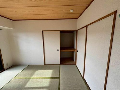 ピエモンヌ東山0306の内装