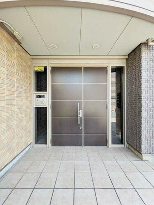 シャーメゾン フィオーレ0303の外観