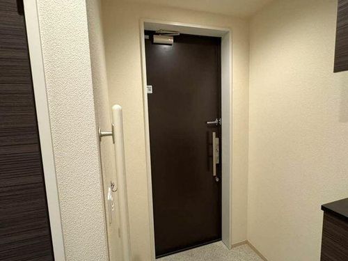 BEREO North plain0303の玄関