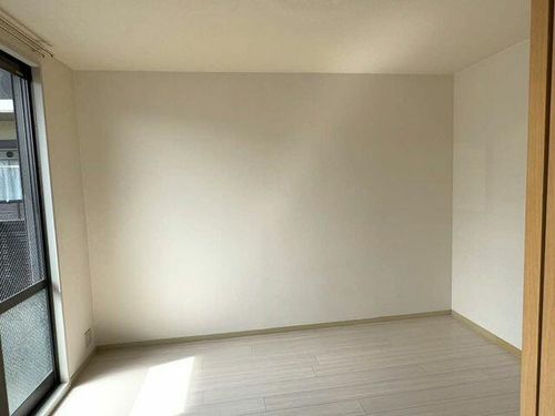 グレイス21D棟E棟E101の居間