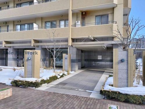 知事公館前タワーレジデンスの玄関