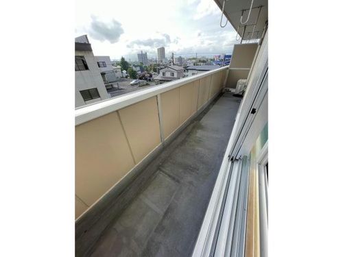 ネオ21303の内装