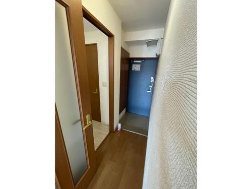 ネオ21303の玄関