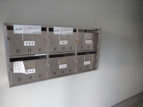 SKマンション301の玄関