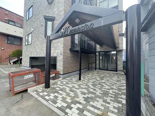 SKマンション301の玄関