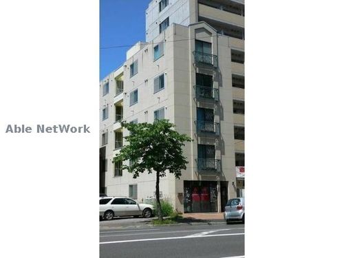 シュペールシャトー505の外観