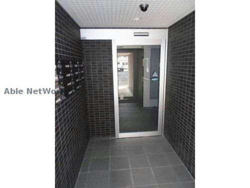 TSUBAKI SQUARE円山公園WEST(ツバキスクエアマルヤマコウエンウの玄関