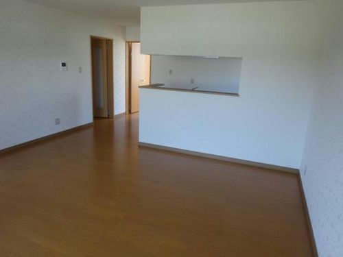 ルーチェⅡ204の居間