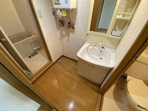 ピュアパレス豊川201の内装