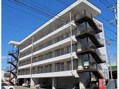 ピュアパレス豊川201の外観