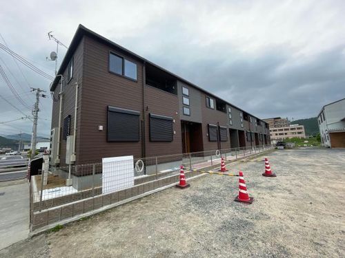 プティ フォレスタ柏原Ⅱの外観