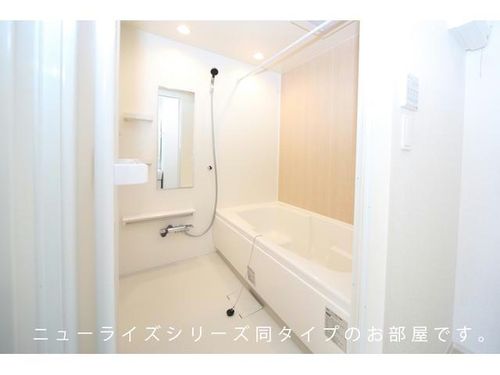 プティ フォレスタ柏原Ⅱの風呂