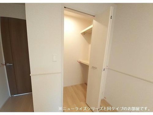 プティ フォレスタ柏原Ⅱの内装