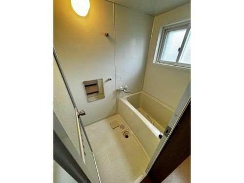 本通1丁目13番 一棟二戸の風呂