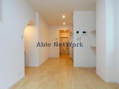 ラ・カーサ・スペランツァ高浜の居間