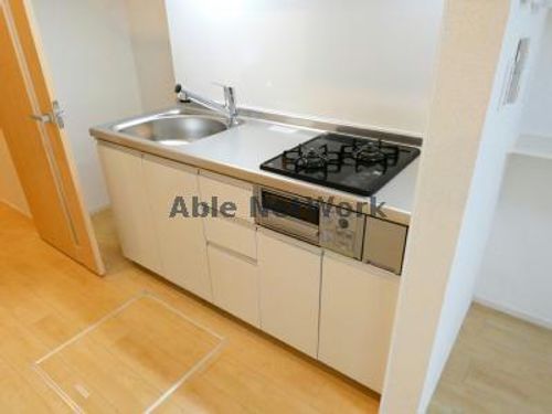 ラ・カーサ・スペランツァ高浜のキッチン