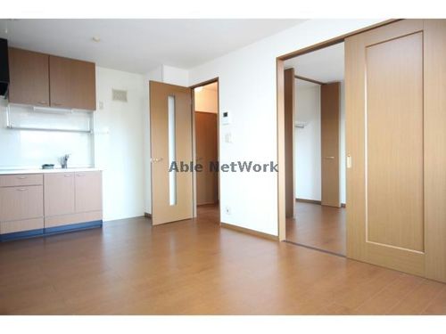 愛知県高浜市豊田町1丁目(アパート)の賃貸物件の居間