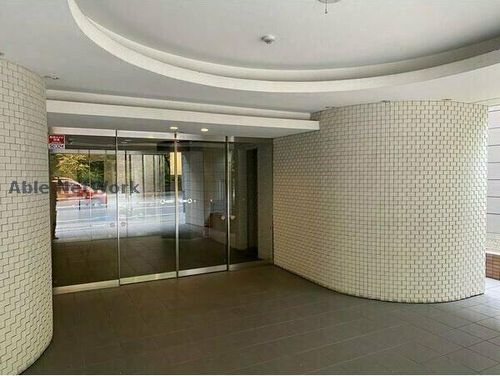 ラ・クラッセ札幌ステーションスクエアの玄関