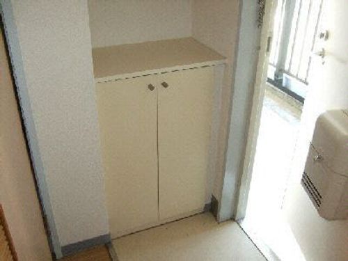 カーサ6の玄関