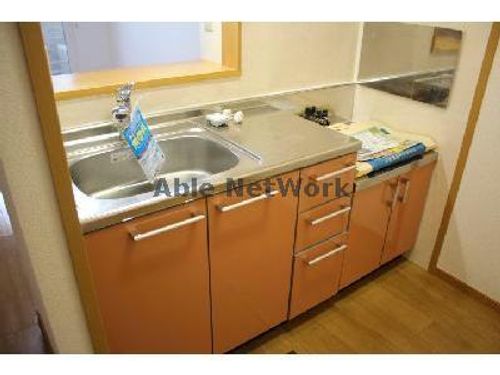 花水木103のキッチン