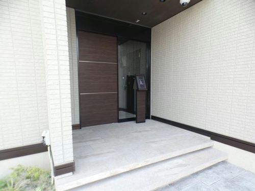 愛知県刈谷市東陽町3丁目(アパート)の賃貸物件の玄関