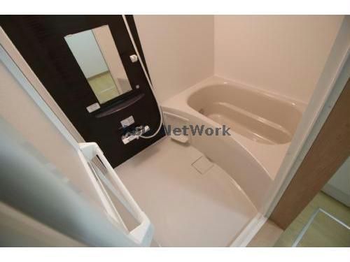 愛知県碧南市天王町5丁目(テラスハウス)の賃貸物件101の風呂