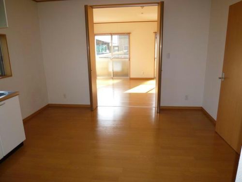 ウエストリバー108の居間