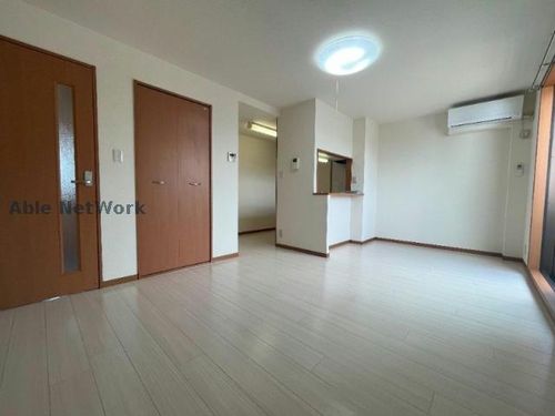 ターミナルステージ初台の居間