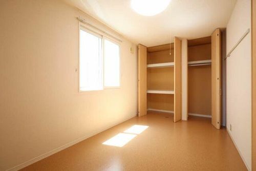 REMAGE E00201の内装