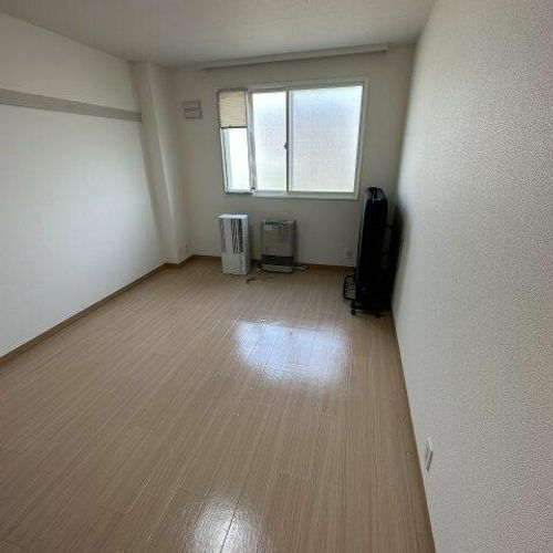 プラザマンション水元323の居間