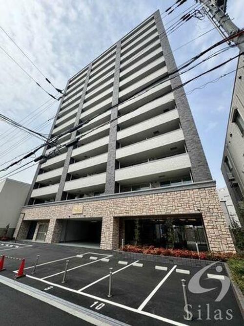 プレジオ帝塚山の外観