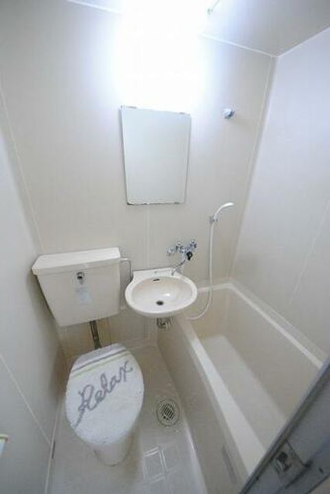 メゾンド亜地路義の風呂