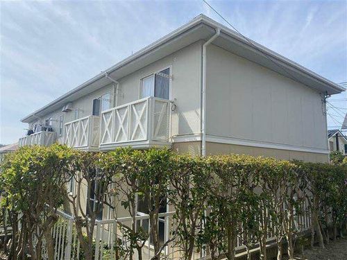 カレッジヒルズ A棟の外観