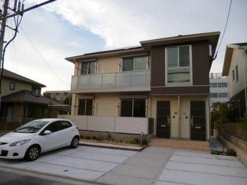 シャーメゾンひびきのIIの外観