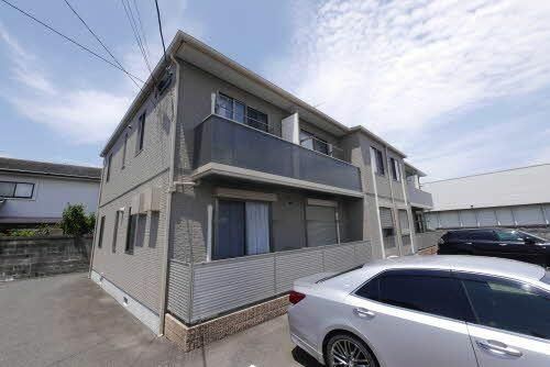 アルカンシェル B棟の外観