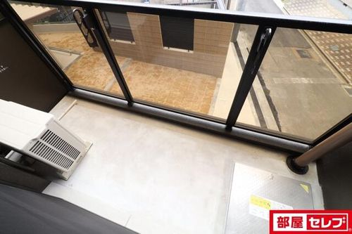 郷前町2丁目マンション201の内装