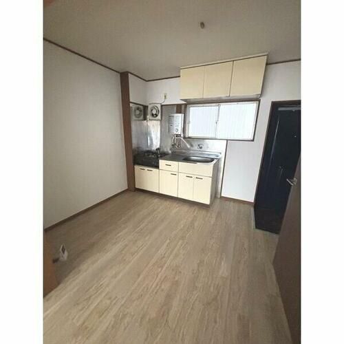 ハイツサンローランのキッチン