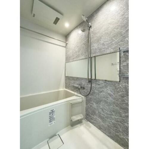 ヴィラージュ天神702の風呂