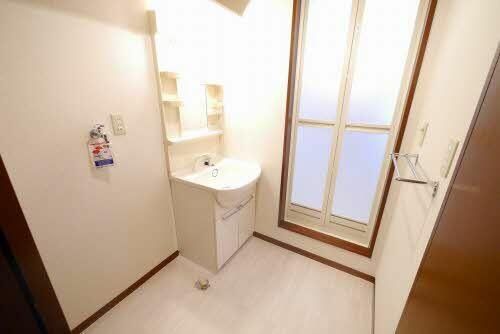 シャーメゾン中曽根 B棟B0102の内装