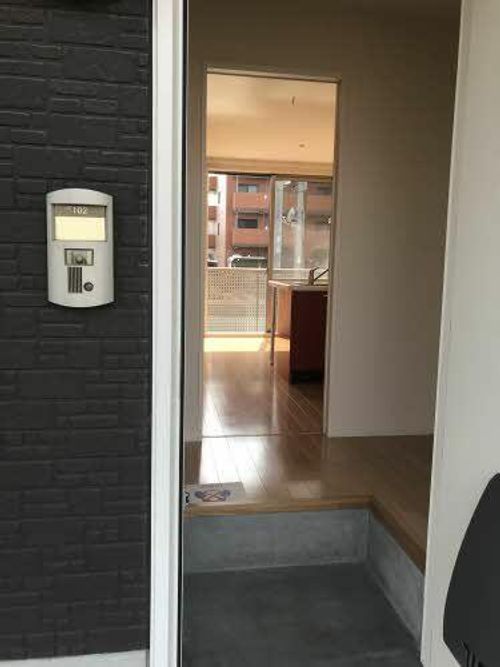 サーティーン・IX0102の内装