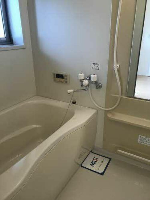 サーティーン・IX0102の内装